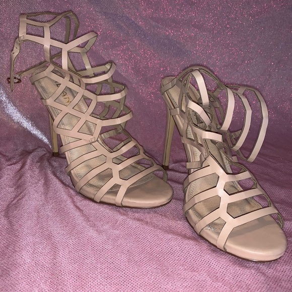 Nude Strappy Heels!!! - Picture 1 of 4